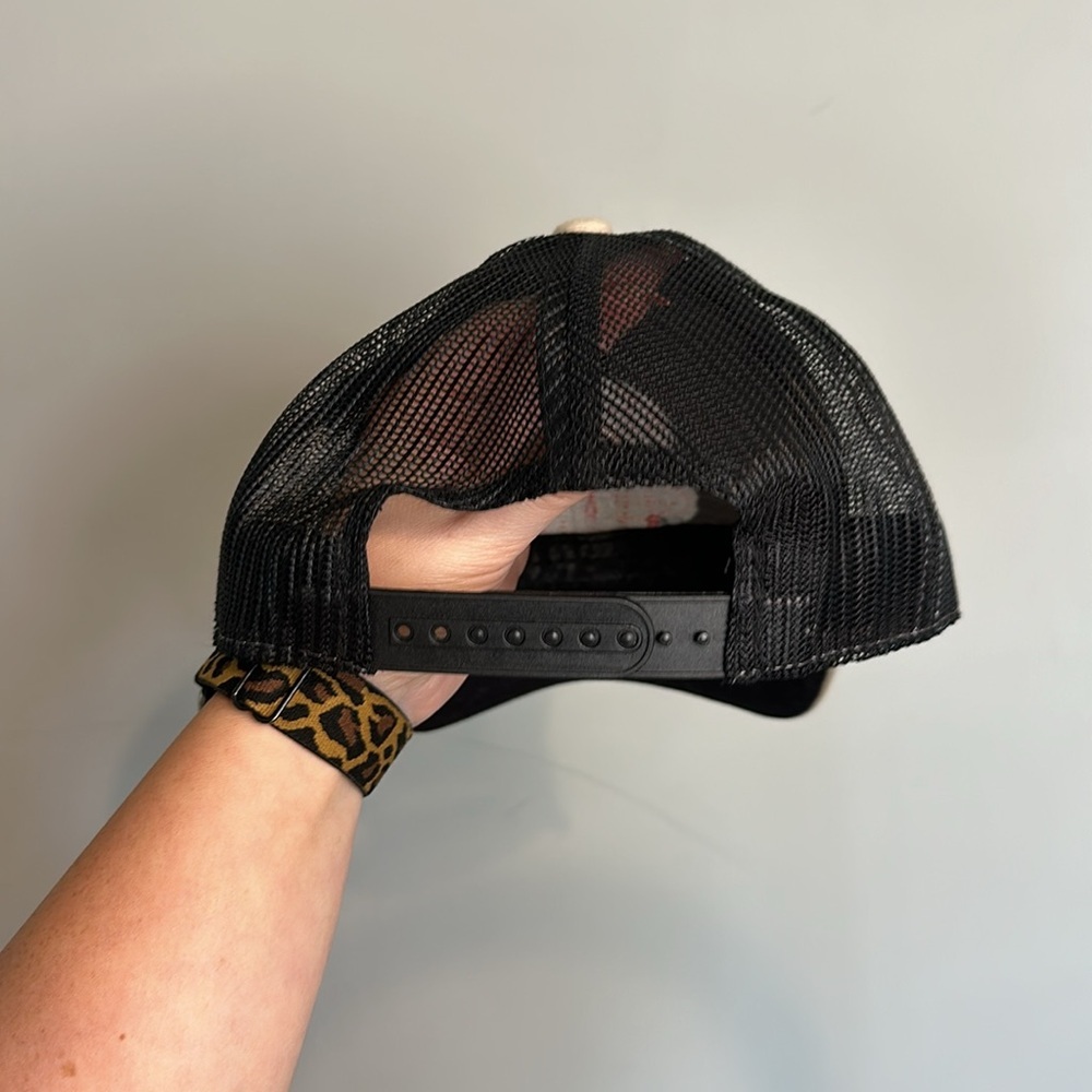 Leinenkugel’s Beer Tan Red Mesh Black Adjustable Men’s Ballcap Hat - Picture 3 of 5